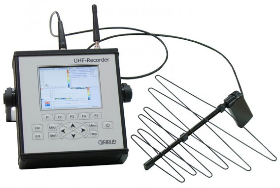 UHF-Recorder - переносный прибор для регистрации импульсов час-тичных разрядов в СВЧ диапазоне